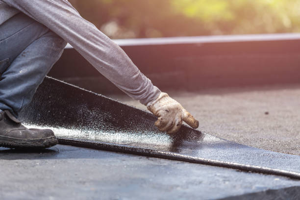 Professional Vapor Barrier Installation technician working in Tipton, MI
